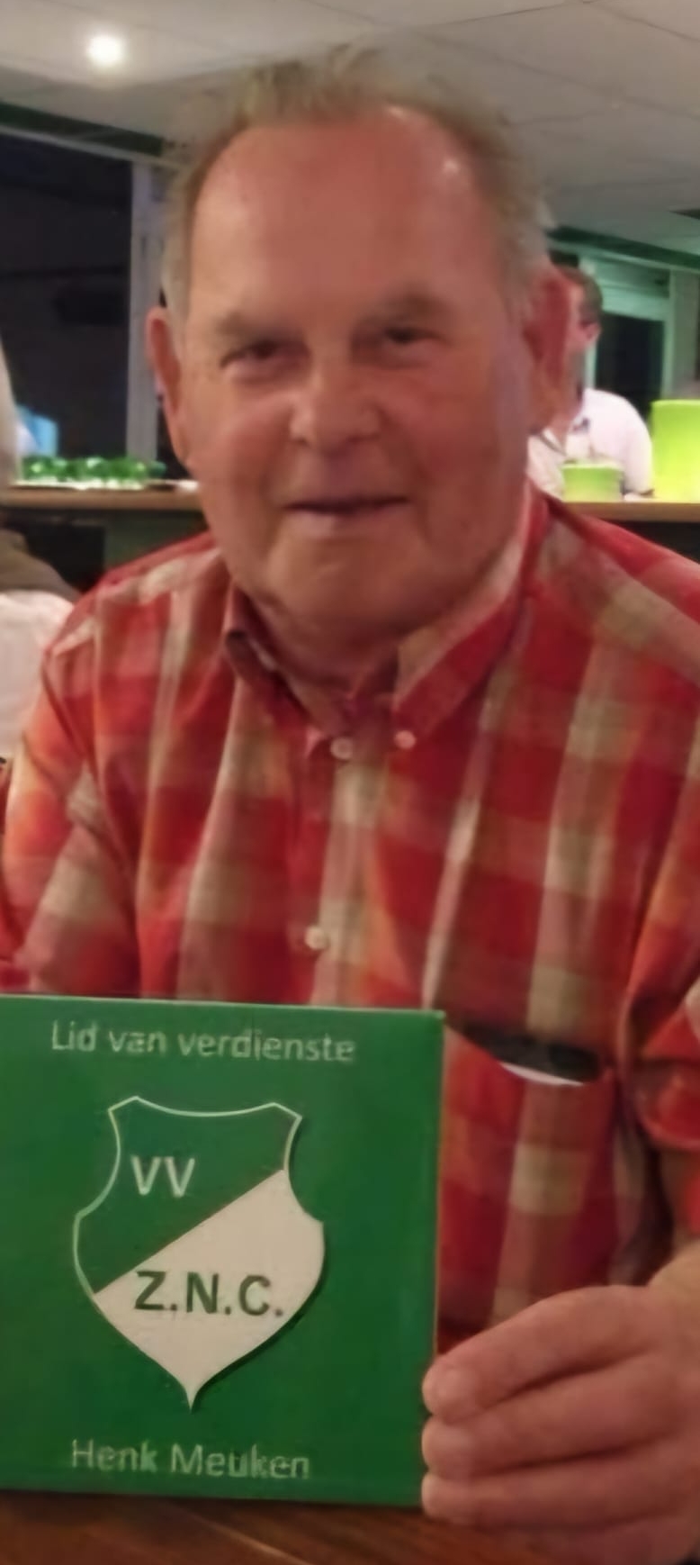 Henk Meuken overleden