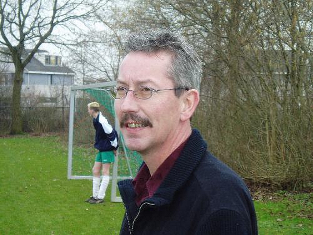 Leo Roffel overleden